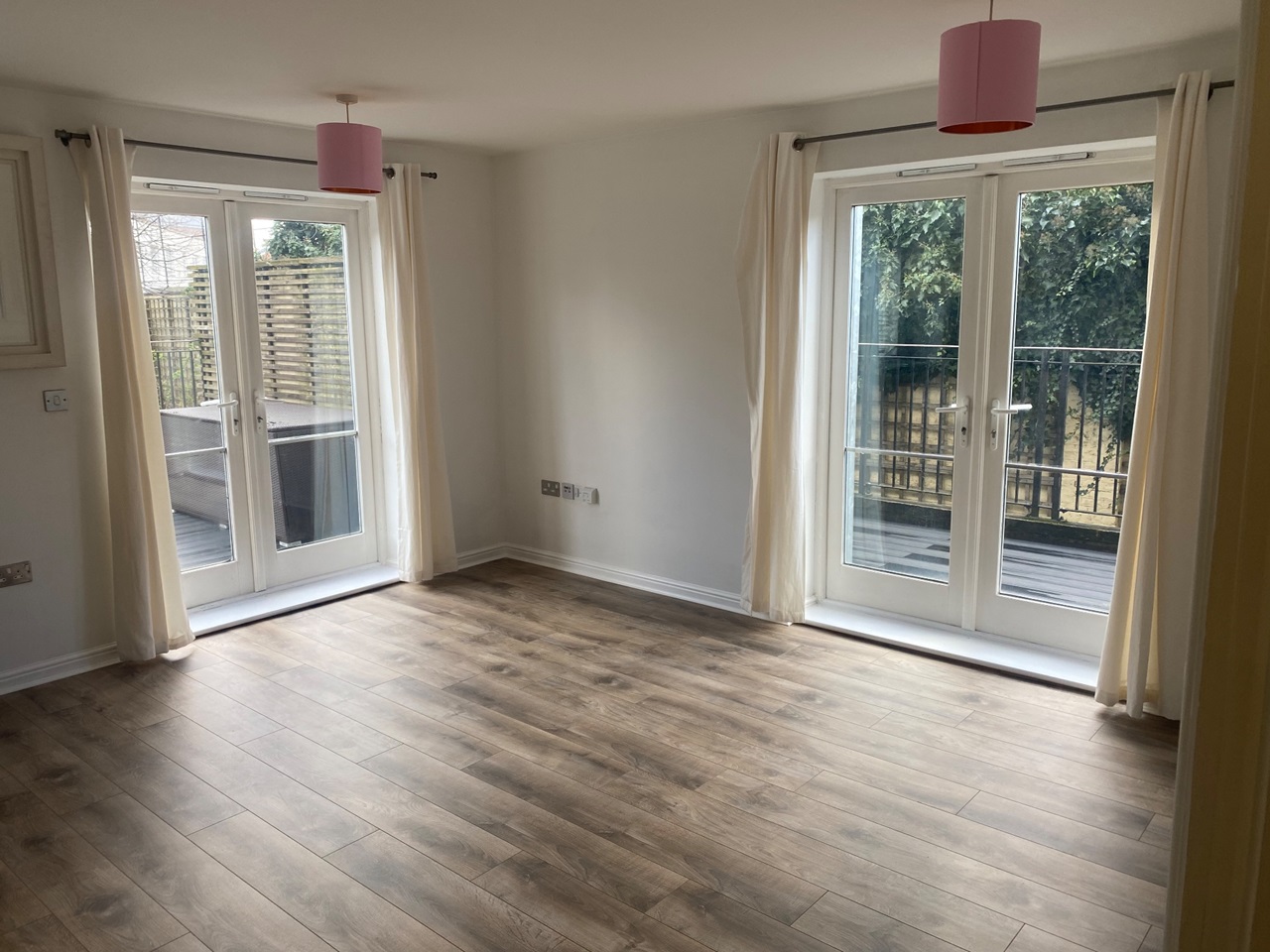 Earlsfield 2 Bed Flat, Voltaire Buildings, SW18 To Rent Now for £