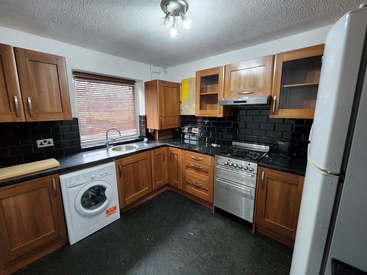 Manchester 4 Bed Terraced House, Bothwell Road, M40 To Rent Now for £1,400.00 p/m