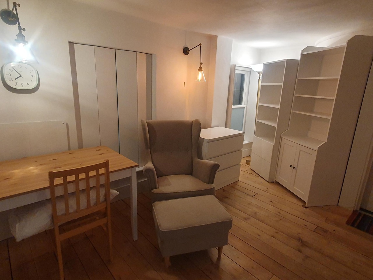 London Studio Flat, Caledonian Road, N1 To Rent Now for £1,560.00 p/m