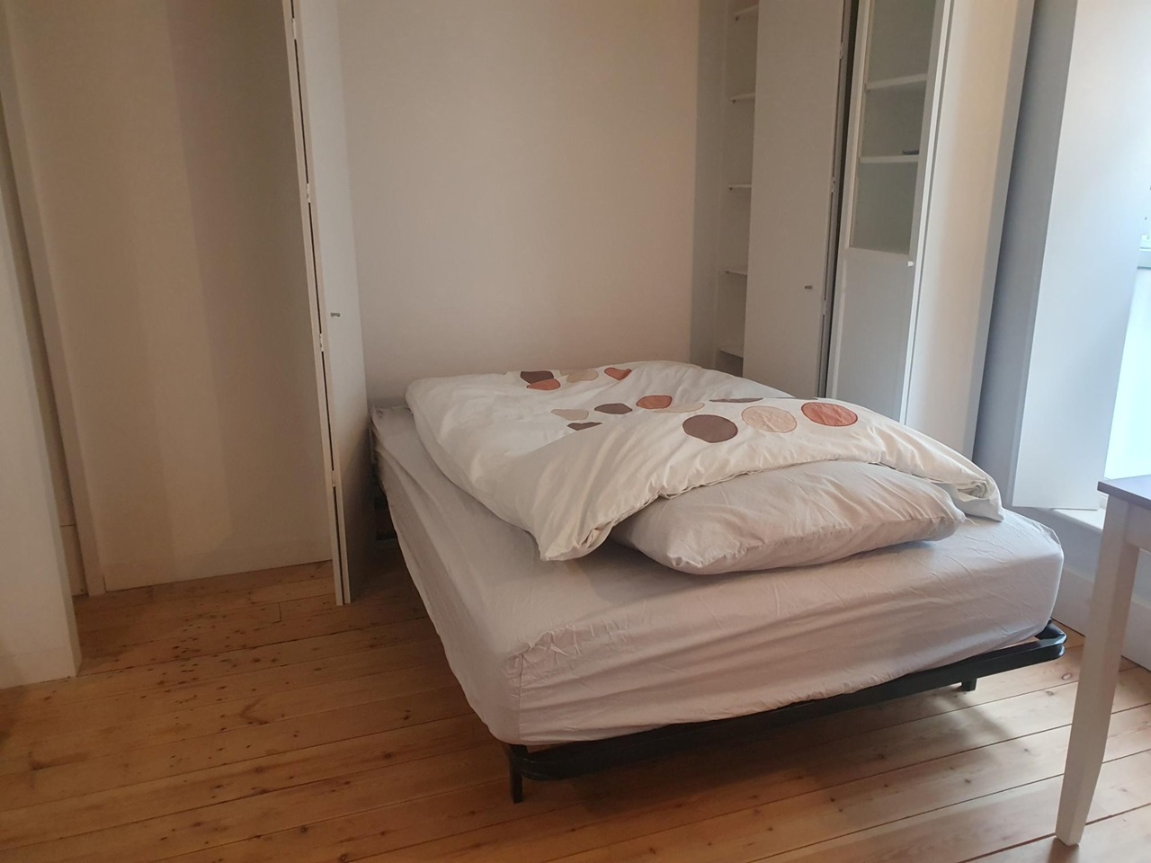 London Studio Flat, Caledonian Road, N1 To Rent Now for £1,560.00 p/m