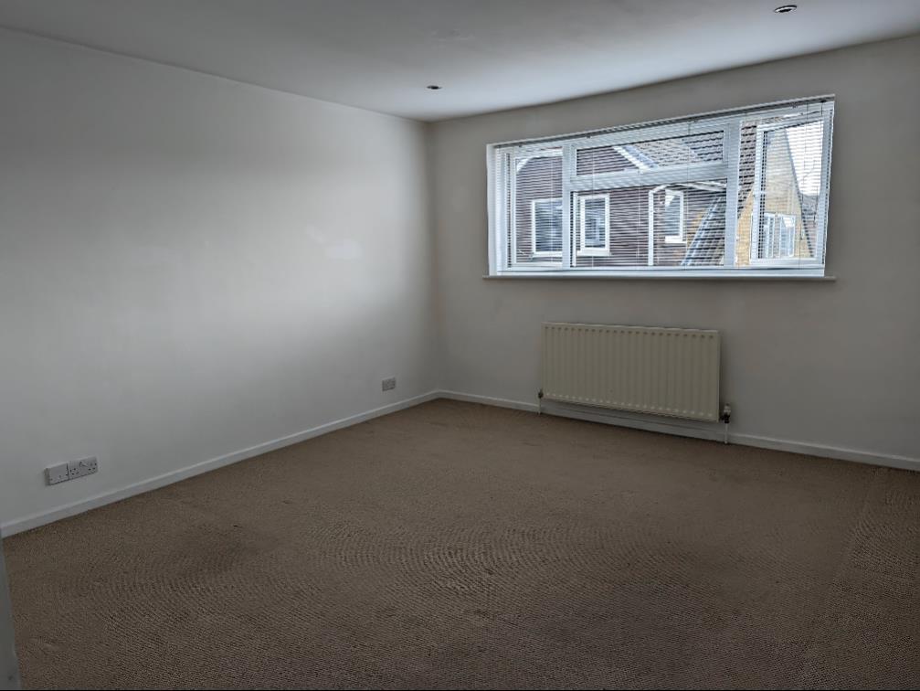 Bristol 2 Bed Flat, Ravenhead Drive, BS14 To Rent Now for £1,100.00 p/m