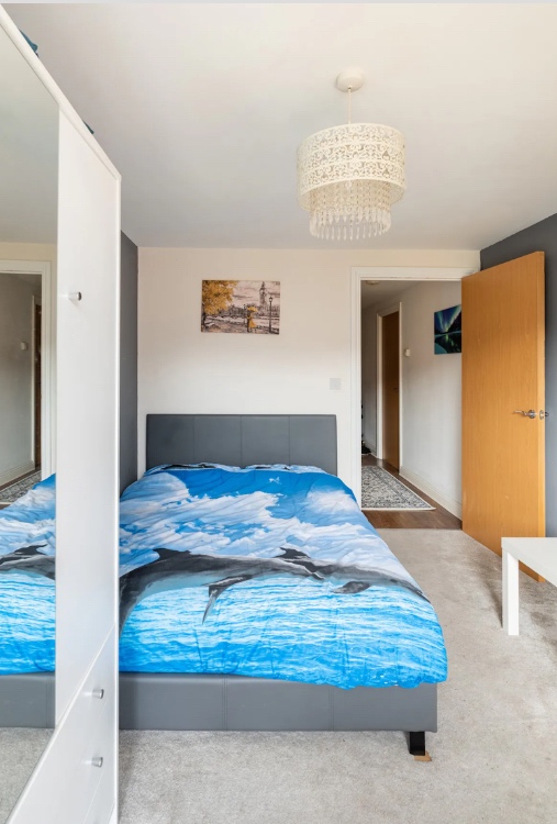 Crawley Room in a Shared Flat, Crawley Town Centre, RH10 To Rent