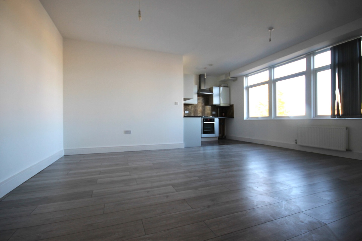 StainesUponThames 1 Bed Flat, Clare Road, TW19 To Rent Now for £