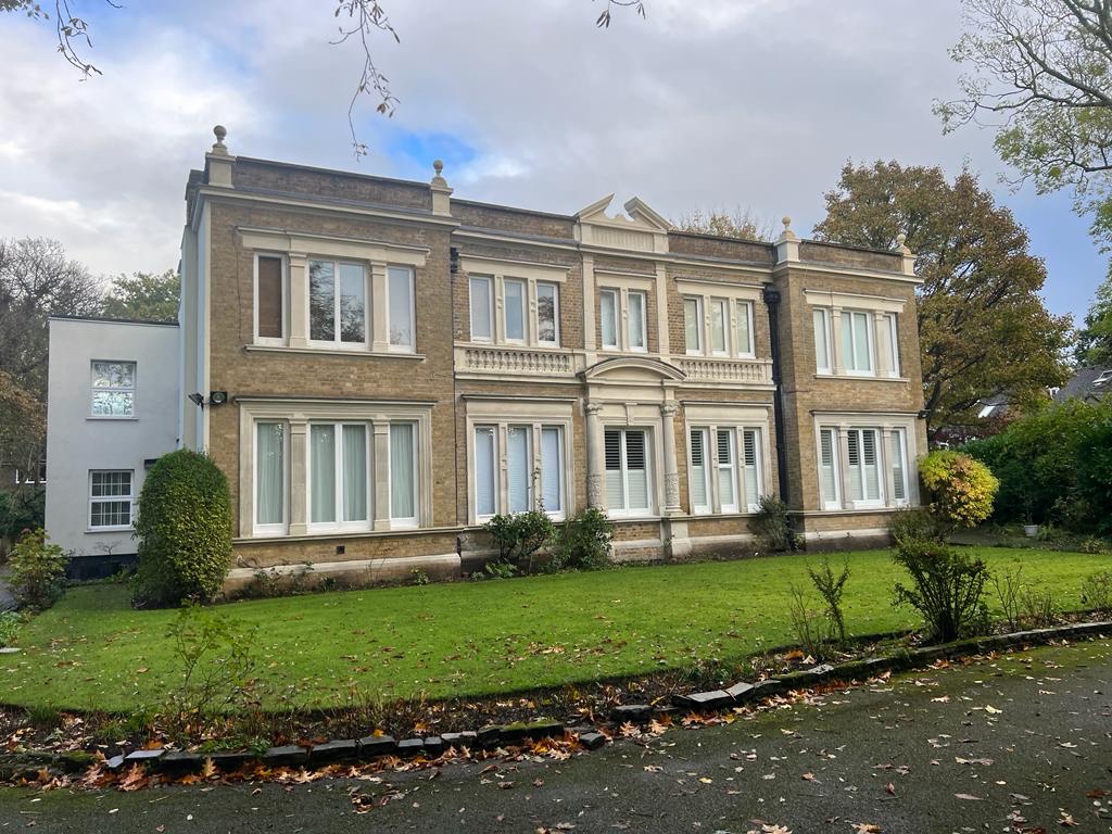 Bushey Heath, Bushey 2 Bed Flat, The Rutts, WD23 To Rent Now for £