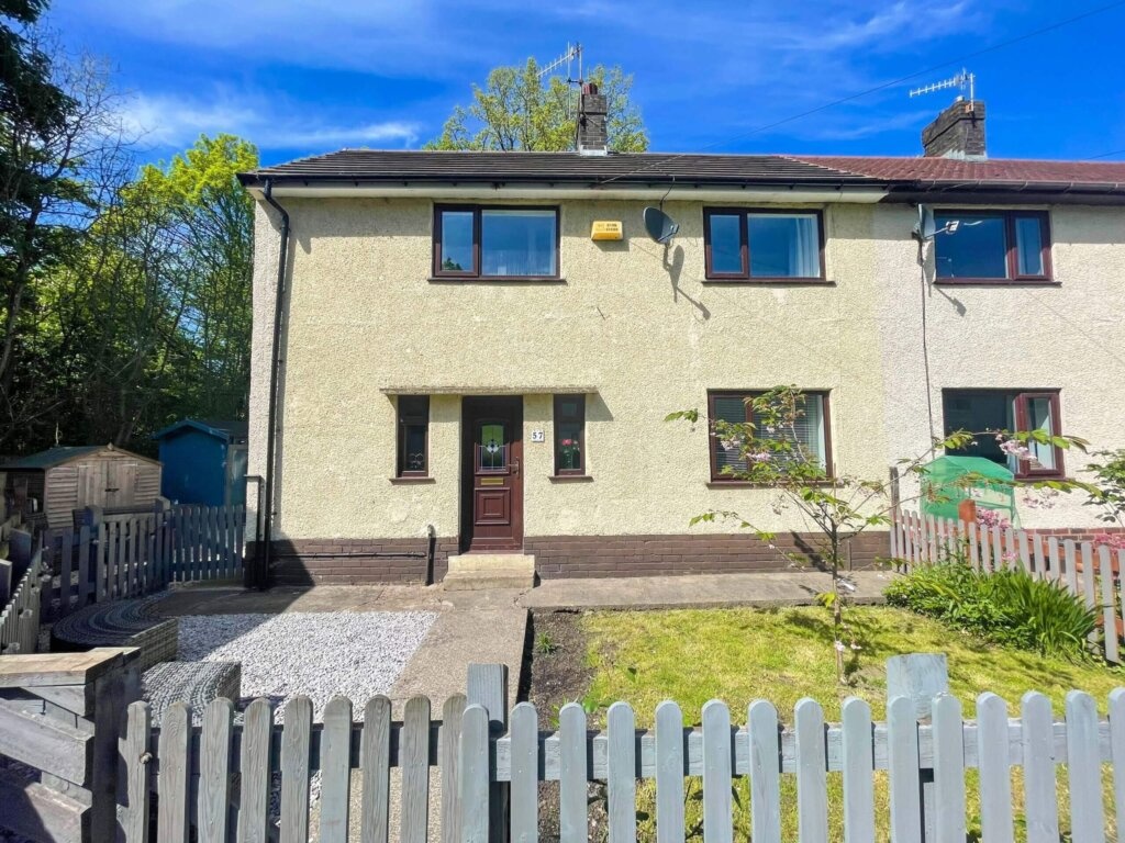 Rossendale 3 Bed SemiDetached House, Top Barn Lane, BB4 To Rent