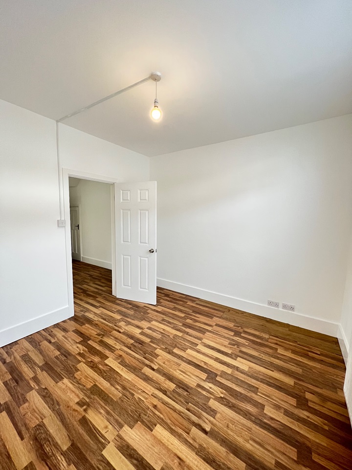 Slade Green, Erith 3 Bed Terraced House, Moat Lane, DA8 To Rent Now