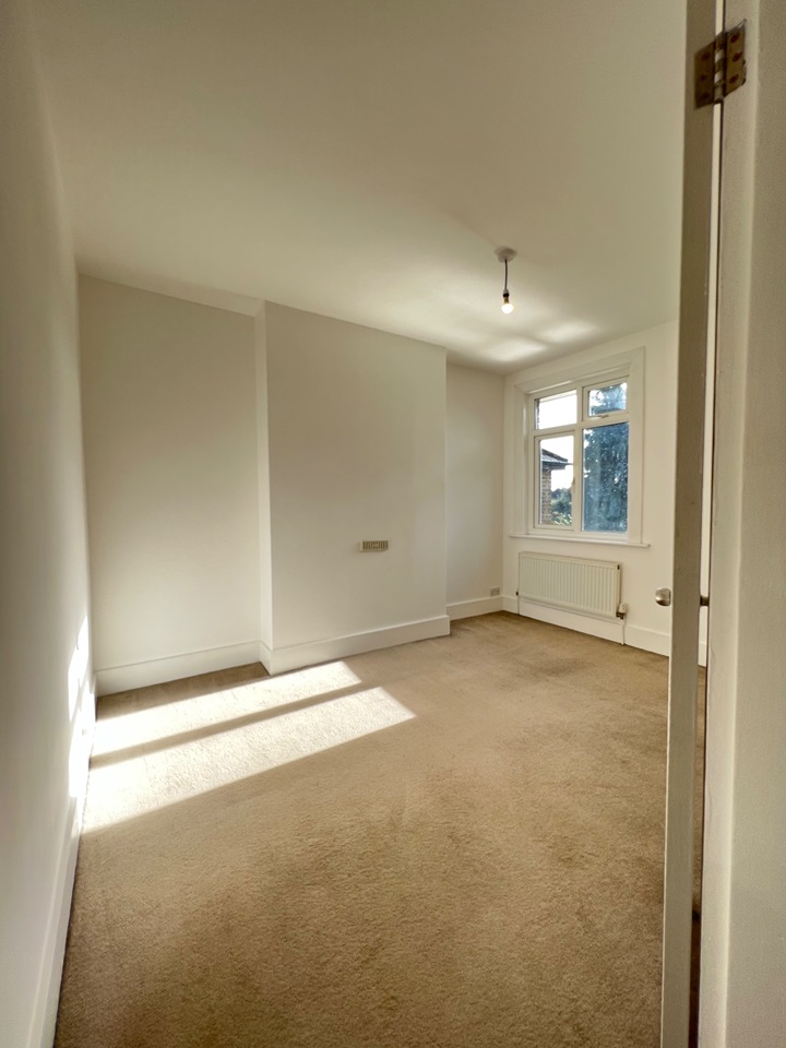 Slade Green, Erith 3 Bed Terraced House, Moat Lane, DA8 To Rent Now