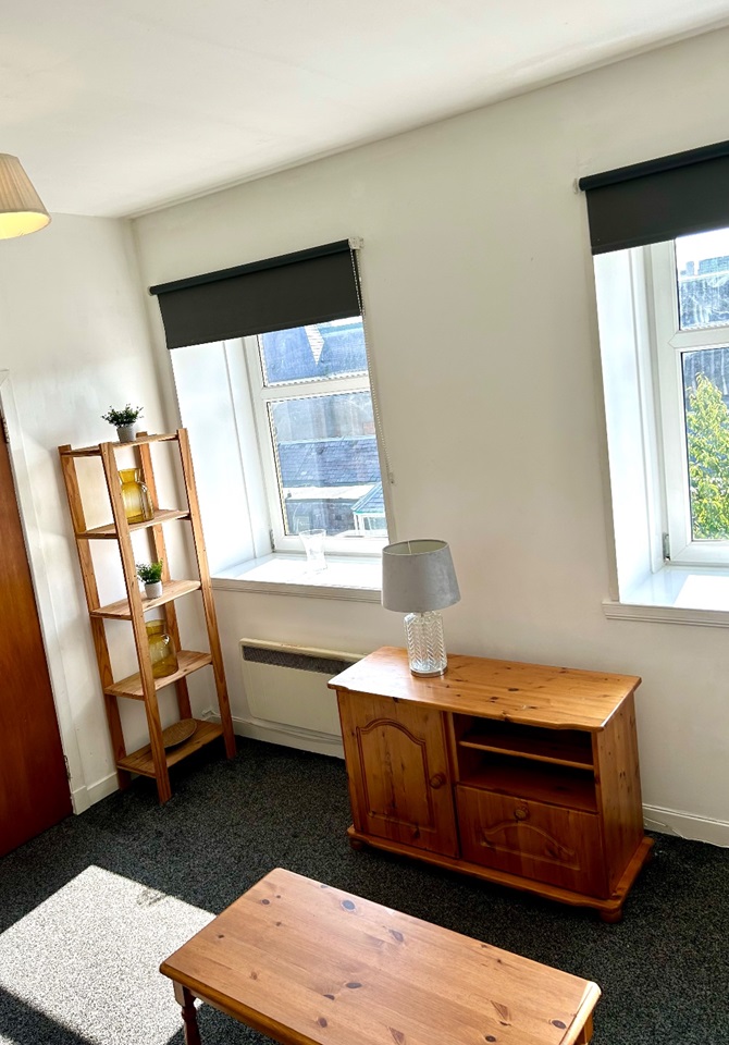 Aberdeen 3 Bed Flat, Jopps Lane, AB25 To Rent Now for £895.00 p/m