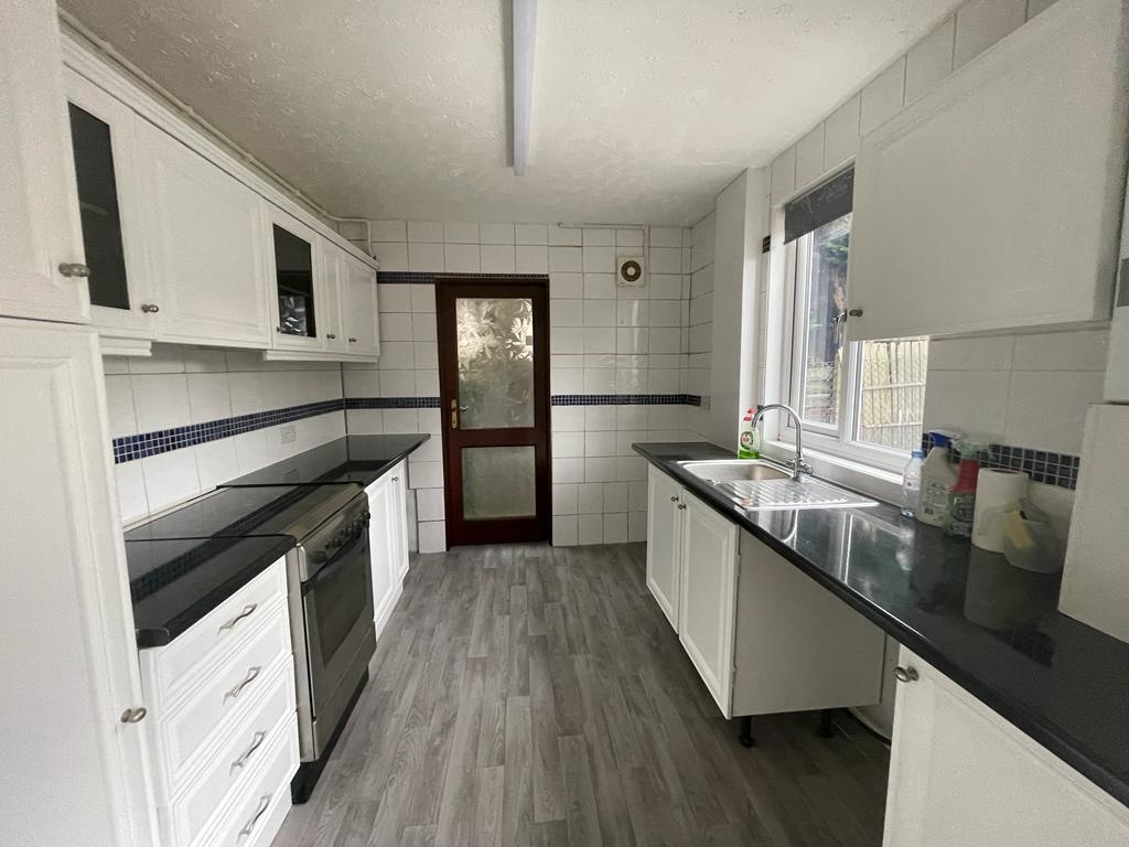 Bexleyheath 3 Bed Terraced House, Halcot Avenue, DA6 To Rent Now