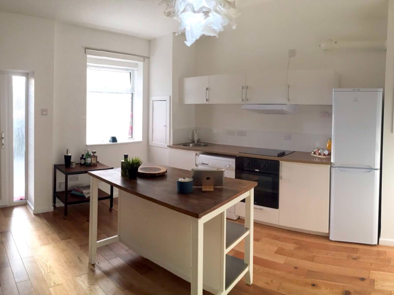 Crewe 1 Bed Flat, Chestnut Grove, CW1 To Rent Now for £625.00 p/m