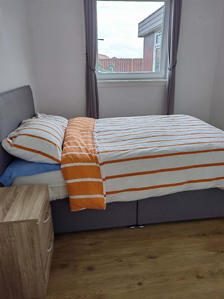 Prestwick Room in a Shared House, Adamton Road South, KA9 To Rent