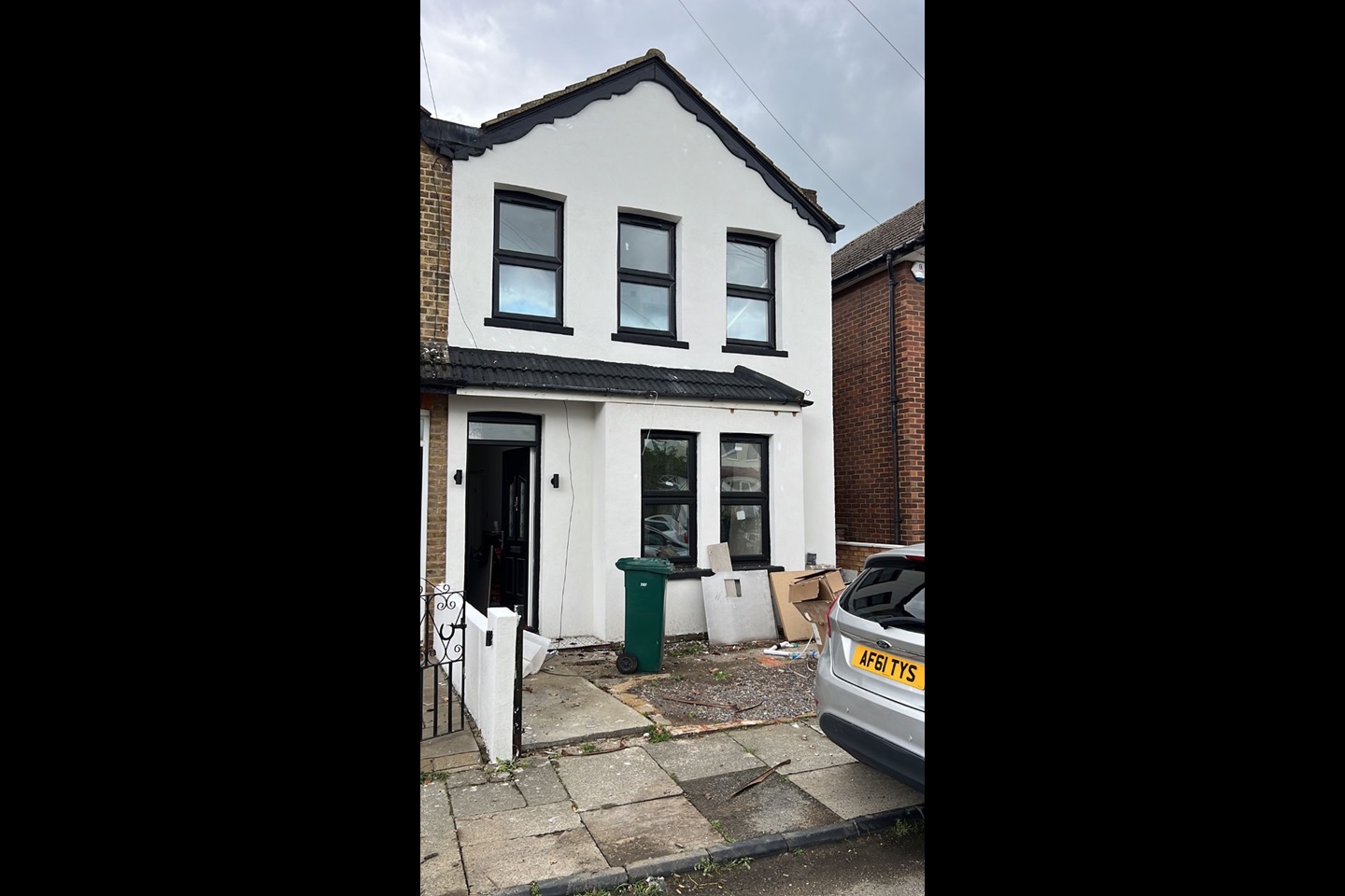 Ashford 3 Bed SemiDetached House, Oakfield Road, TW15 To Rent Now