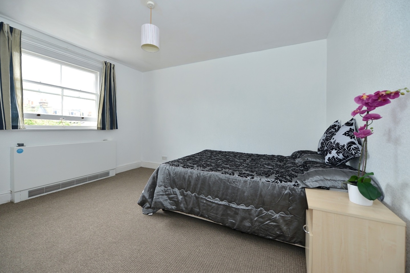 Wimbledon Room in a Shared House, Waldemar Road, SW19 To Rent Now