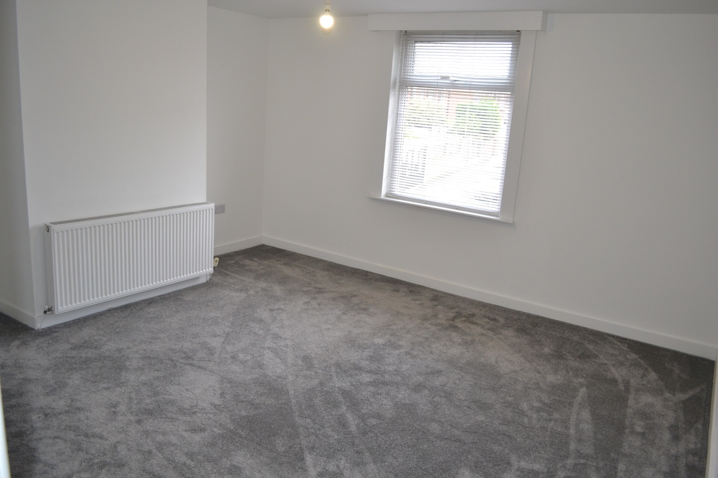 Radcliffe, Manchester 2 Bed Terraced House, Pilkington Road, M26 To