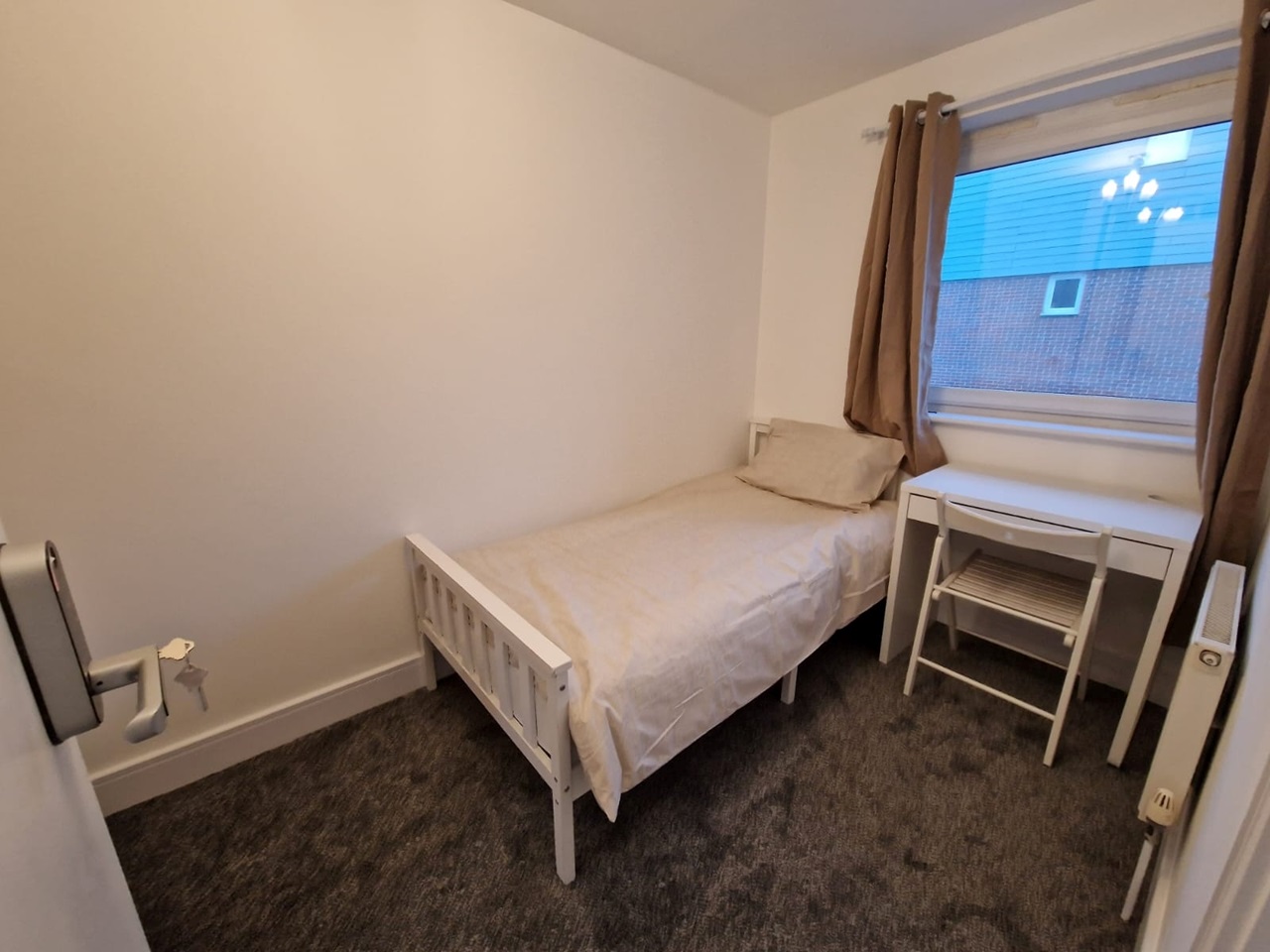 West Drayton Room in a Shared House, Wraysbury Drive, UB7 To Rent