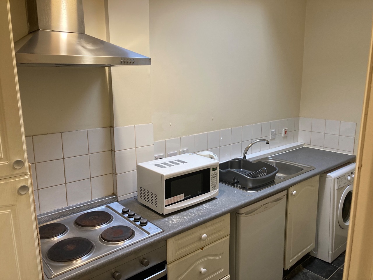 Dingwall 1 Bed Flat, Harpers Court, IV15 To Rent Now for £550.00 p/m