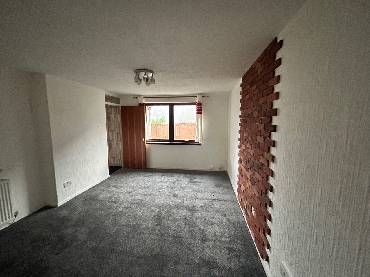 Cumbernauld, Glasgow 3 Bed Terraced House, Braehead Road, G67 To