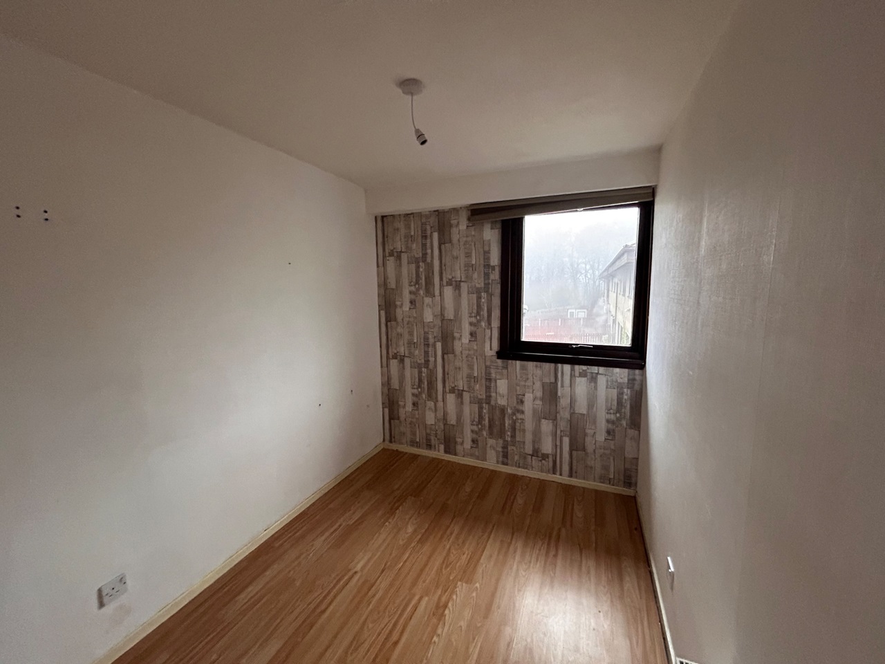 Cumbernauld, Glasgow 3 Bed Terraced House, Braehead Road, G67 To