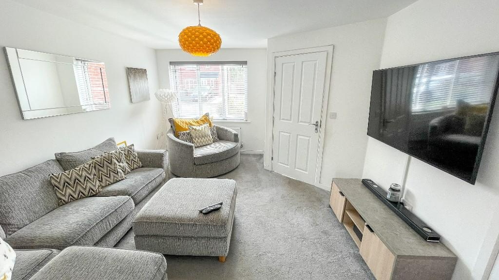 NewtonLeWillows 3 Bed End Terrace, Scarborough Drive, WA12 To