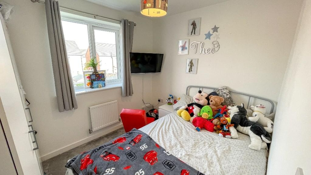 NewtonLeWillows 3 Bed End Terrace, Scarborough Drive, WA12 To