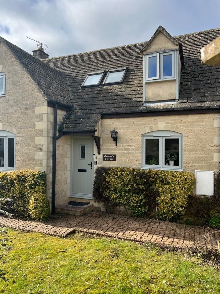 Stow On The Wold, Cheltenham 2 Bed Detached House, Sheperds Row, GL54