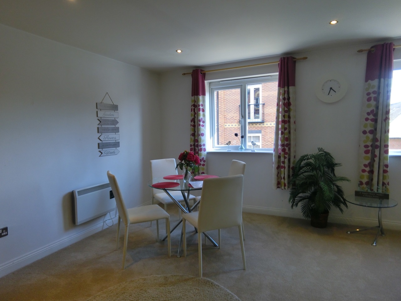 Kettering 2 Bed Flat, Lahnstein Court, NN16 To Rent Now for £1,050.