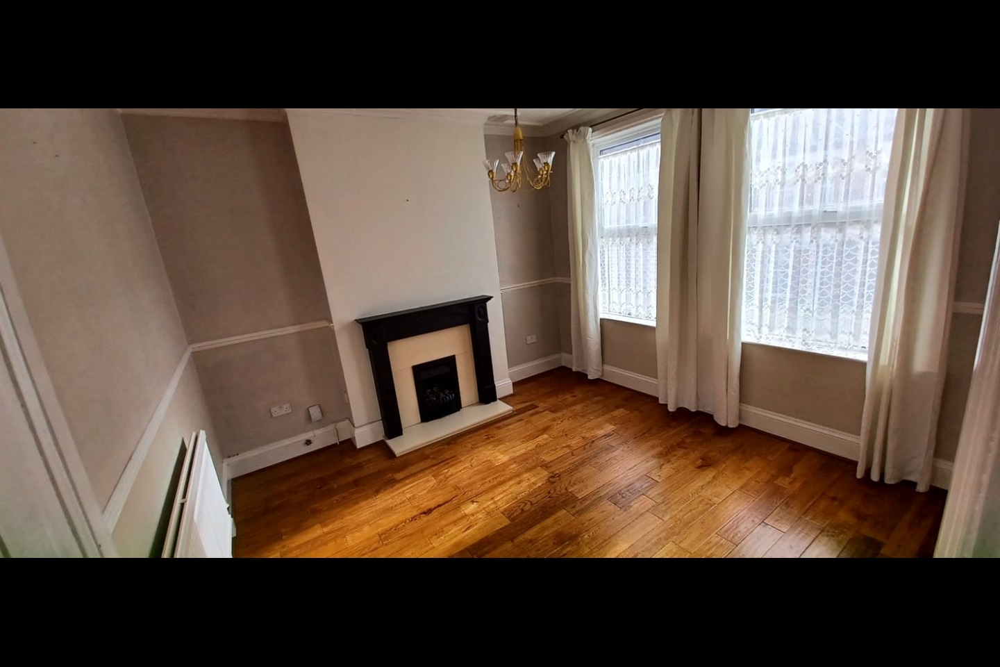 Newport 4 Bed Ombersley Road, NP20 To Rent Now for £