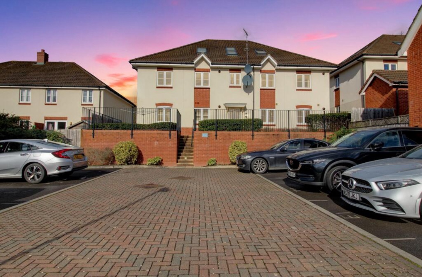 Bristol 2 Bed Flat, Shirehampton, BS11 To Rent Now for £1,380.00 p/m