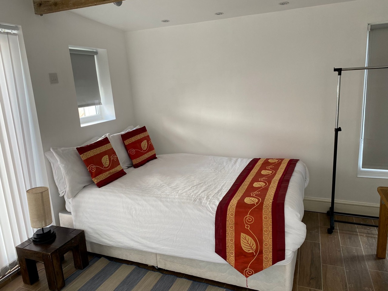 Northfleet, Gravesend Studio Flat, London Road, DA11 To Rent Now for £1,100.00 p/m