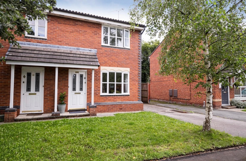 Saltney, Chester 3 Bed SemiDetached House, Woodall Avenue, CH4 To