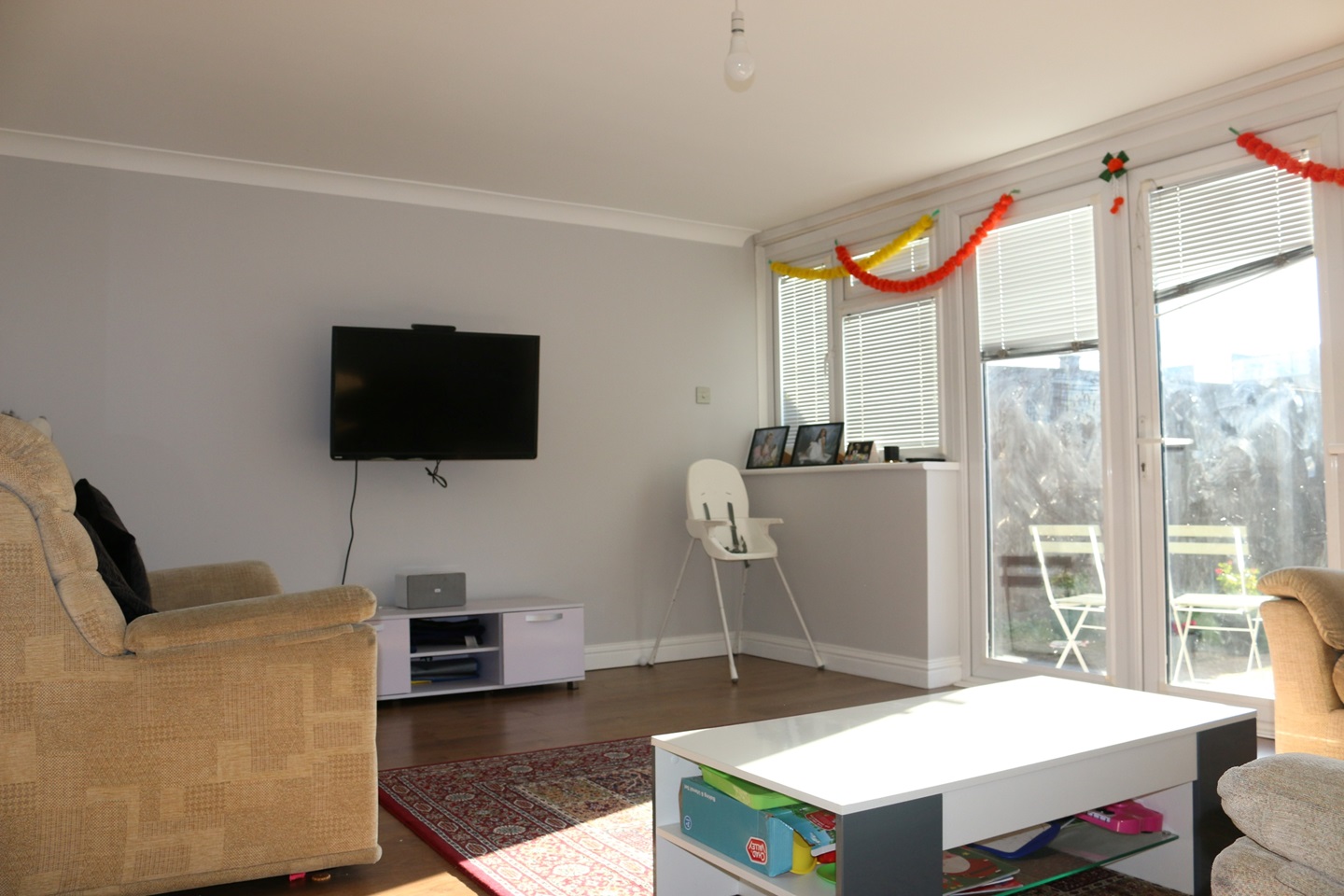 Bexleyheath 3 Bed Terraced House, Sherbrooke Close, DA6 To Rent Now