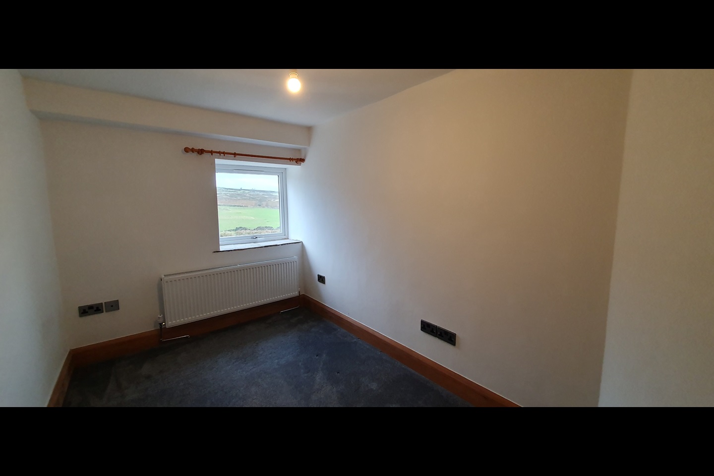 Denholme, Bradford 3 Bed SemiDetached House, Country View Halifax