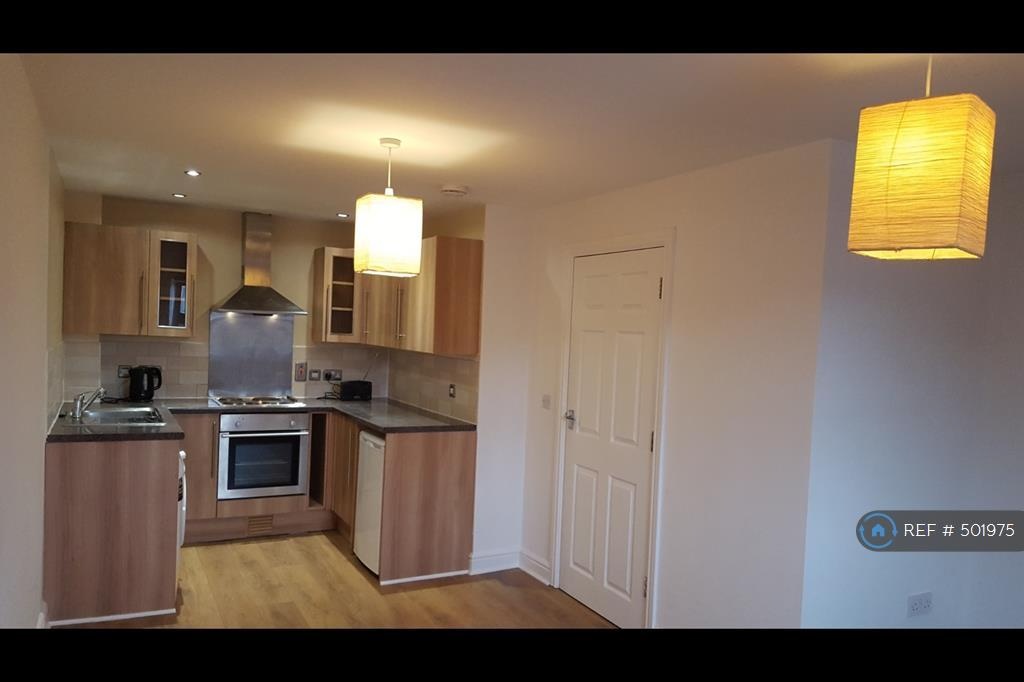 Bedford Room in a Shared Flat, Walsingham Close, MK42 To Rent Now