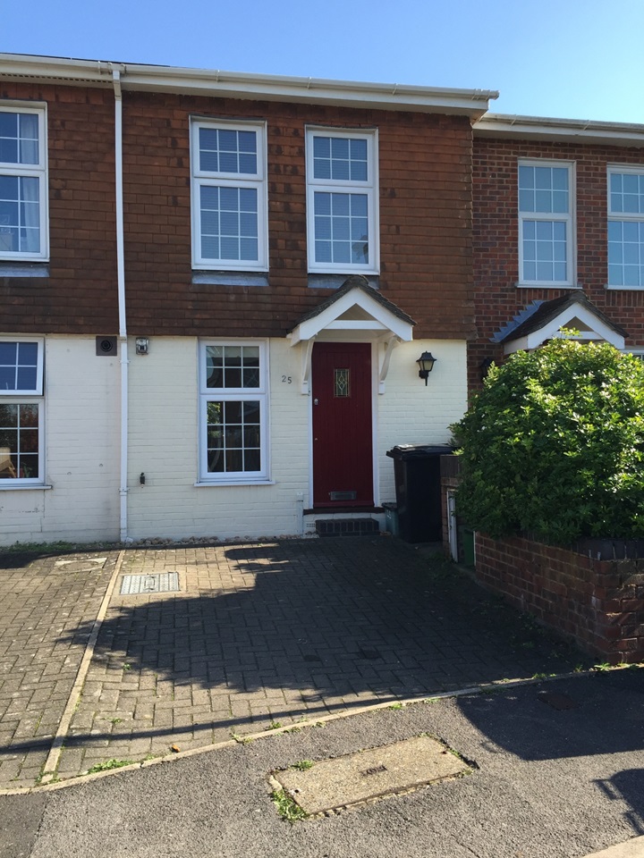 Epsom 2 Bed Terraced House, Beaconsfield Place, KT17 To Rent Now