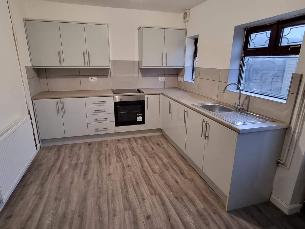 Wolverhampton 3 Bed Terraced House, Myatt Close, WV2 To Rent Now