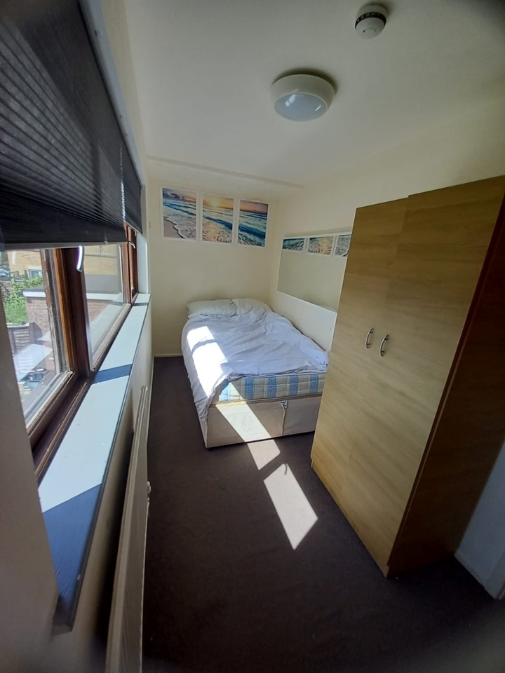 Uxbridge Studio Flat, Bettles Close, UB8 To Rent Now for £925.00 p/m