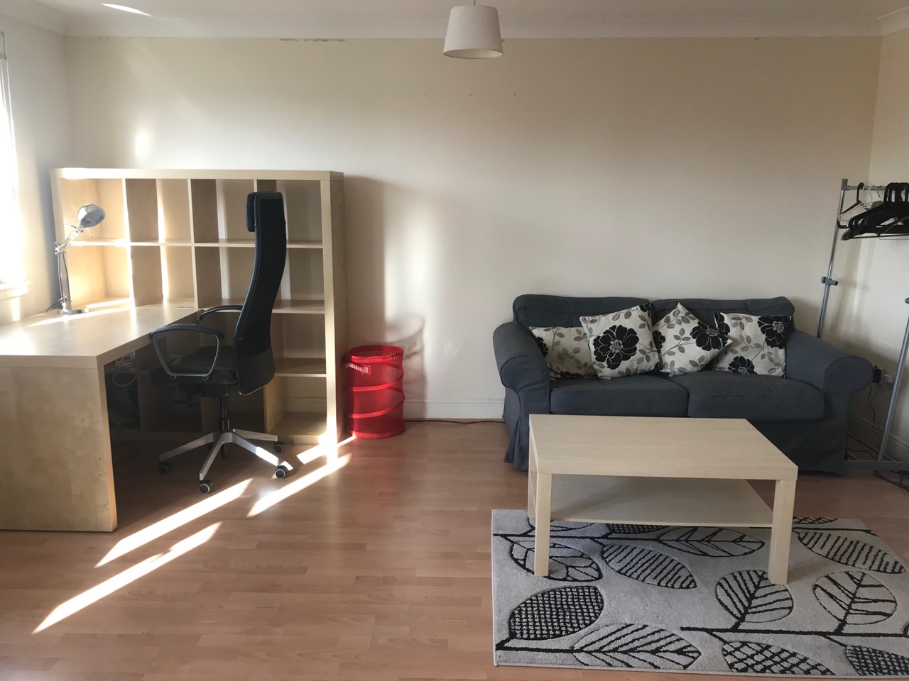 Edinburgh Room in a Shared House, West Fairbrae Drive, EH11 To Rent