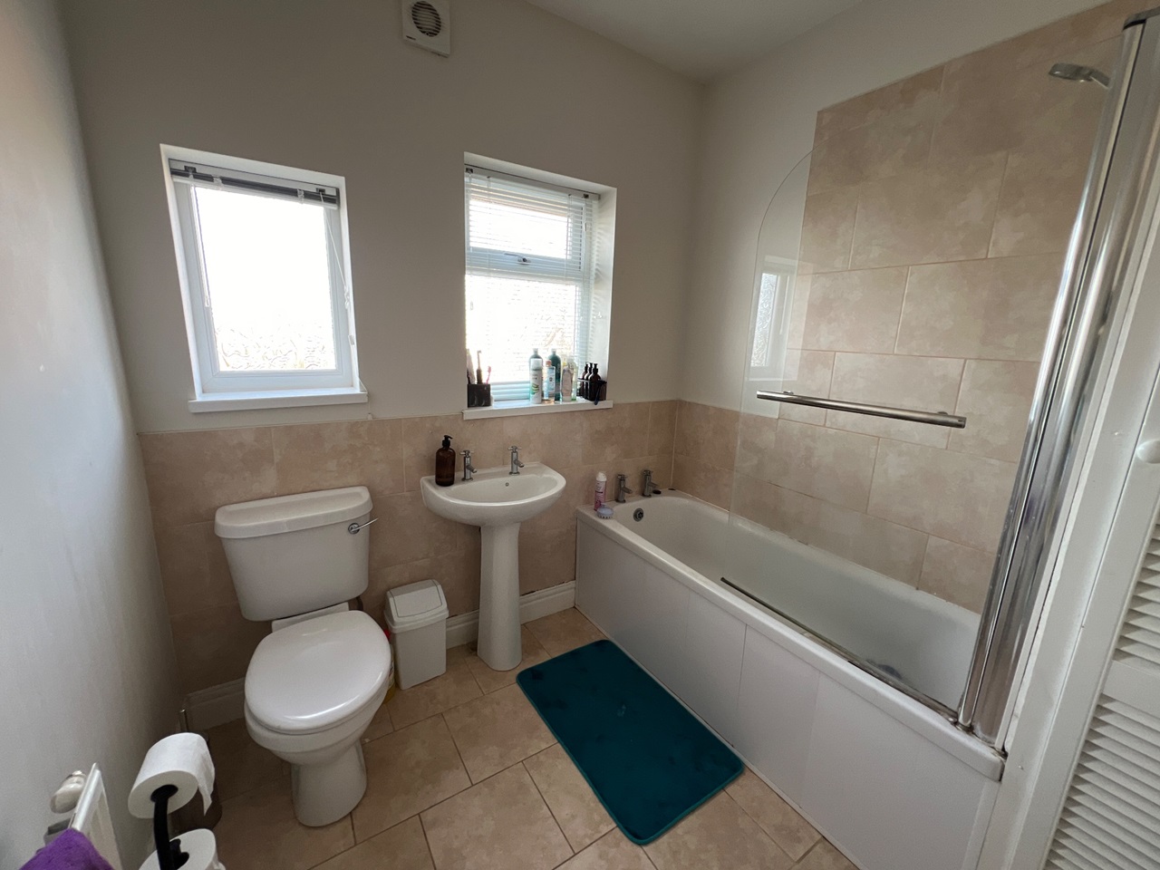 Newcastle Upon Tyne 3 Bed SemiDetached House, Jedburgh Gardens, NE15