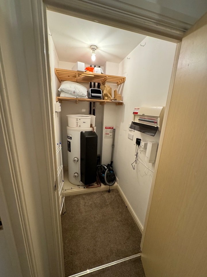 Hounslow 1 Bed Flat, The Blenheim Centre, TW3 To Rent Now for £