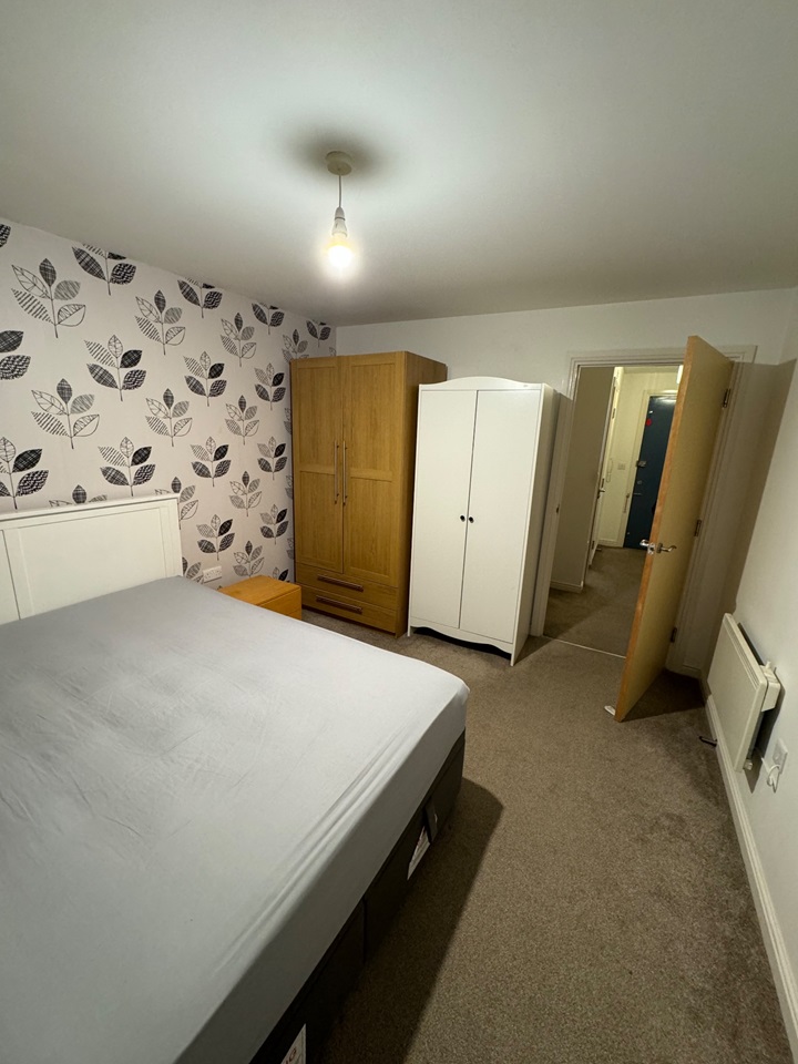 Hounslow 1 Bed Flat, The Blenheim Centre, TW3 To Rent Now for £