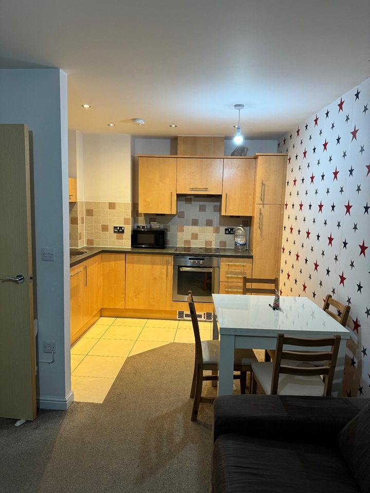 Hounslow 1 Bed Flat, The Blenheim Centre, TW3 To Rent Now for £