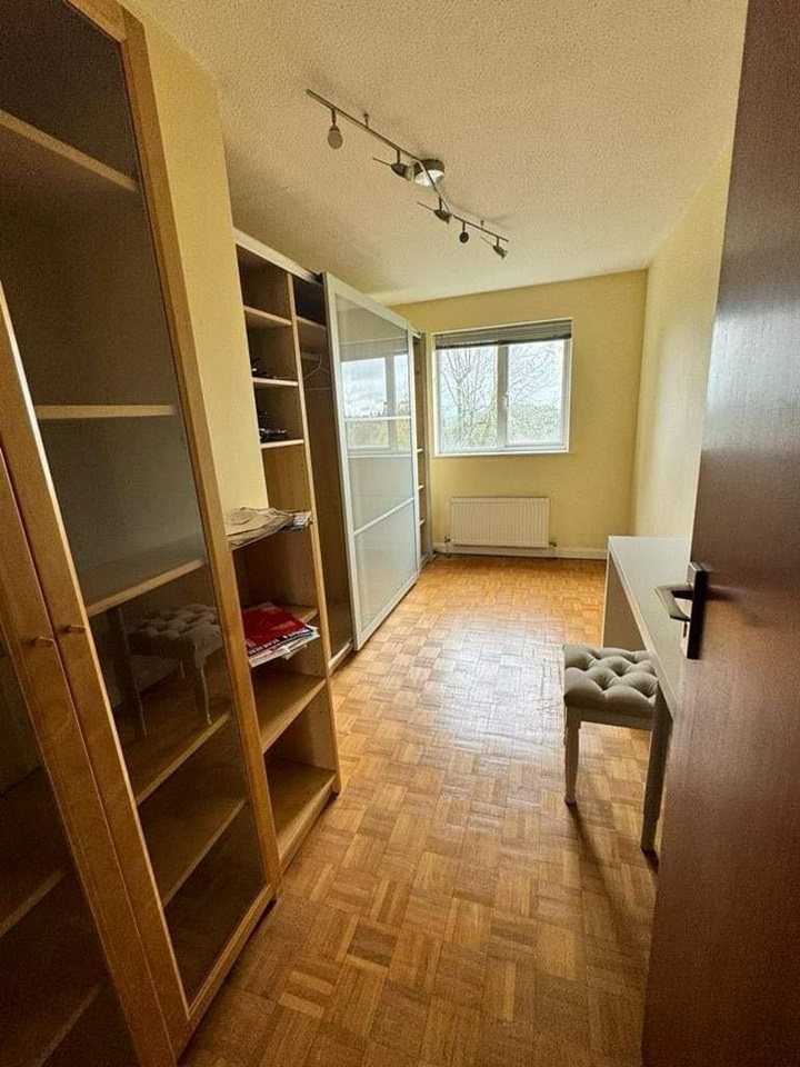 Haywards Heath 2 Bed Flat, Heath Road, RH16 To Rent Now for £1,395.