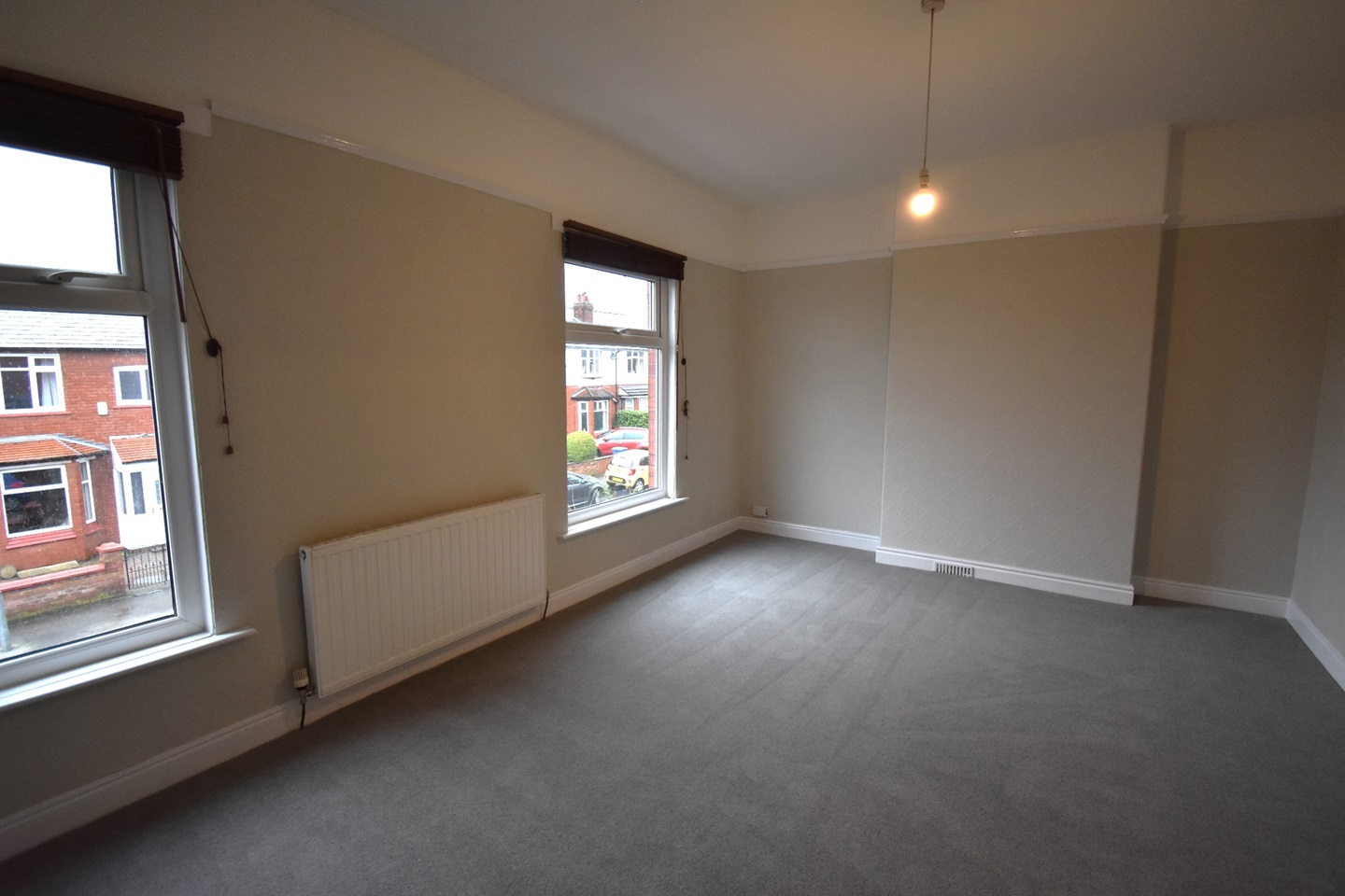 Stockport 3 Bed SemiDetached House, Avondale Road, SK3 To Rent Now