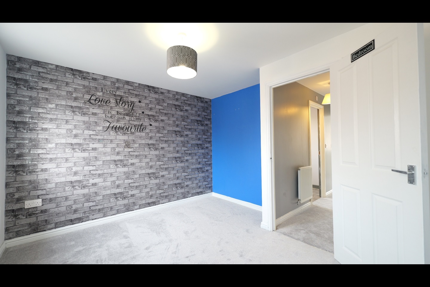 Wolverhampton 3 Bed SemiDetached House, Turnhouse Crescent, WV2 To