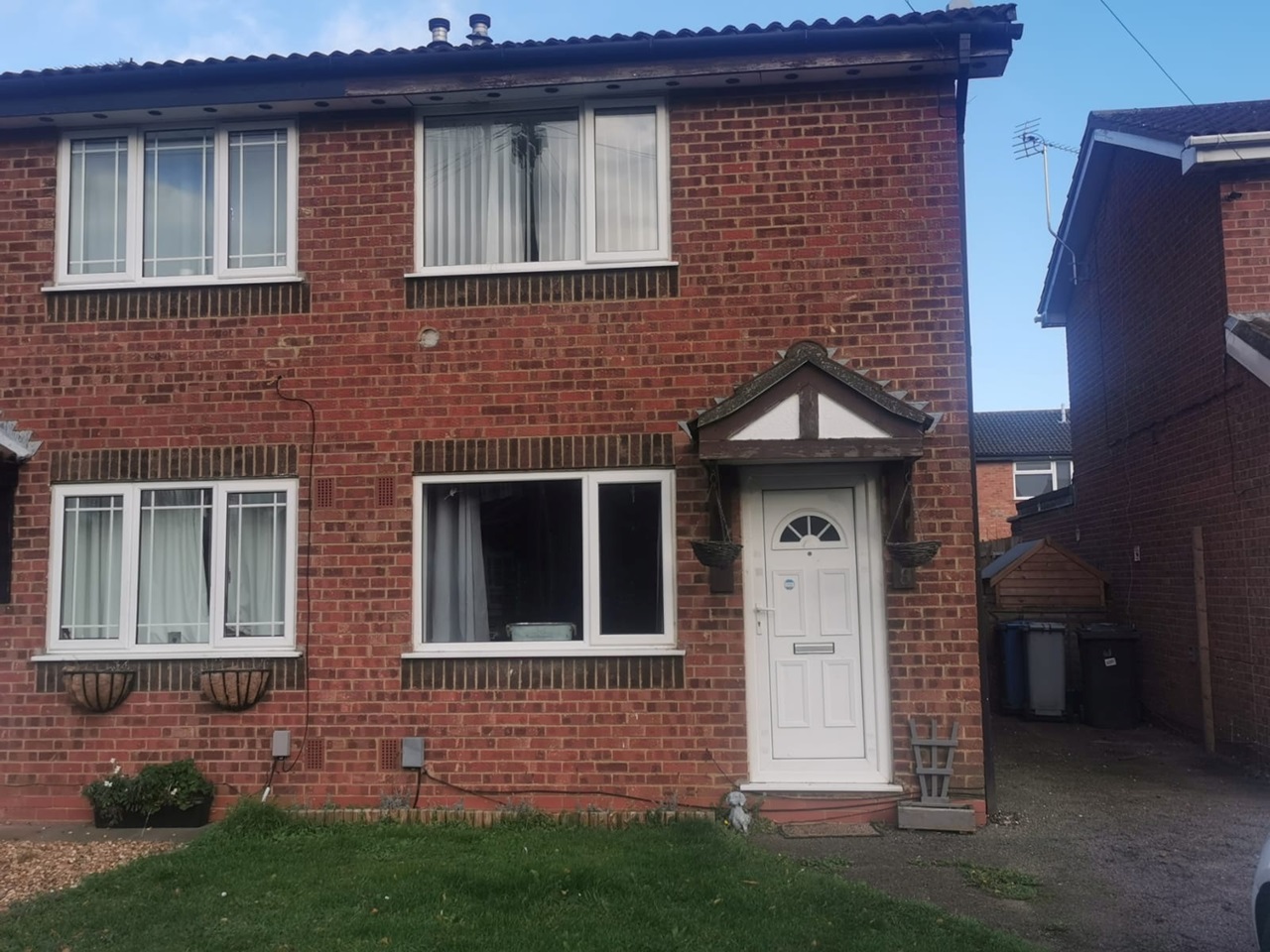 Kettering 2 Bed SemiDetached House, Carriage Drive, NN16 To Rent Now for £950.00 p/m
