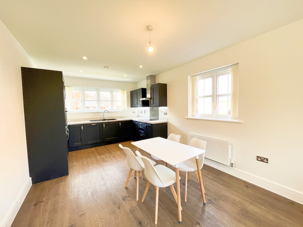 Wallingford 3 Bed SemiDetached House, Kings Reeve Place, OX10 To