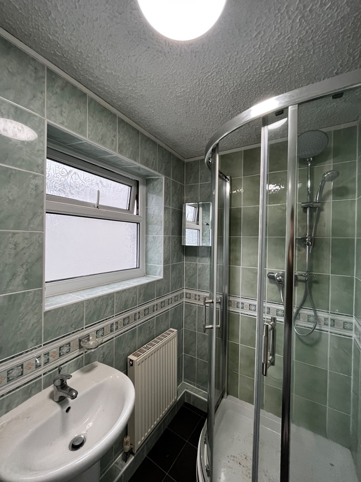 Old Colwyn, Colwyn Bay 2 Bed Terraced House, Wellington Road, LL29