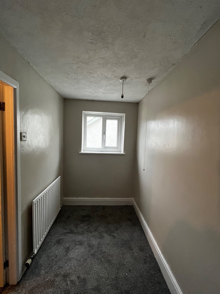 Old Colwyn, Colwyn Bay 2 Bed Terraced House, Wellington Road, LL29