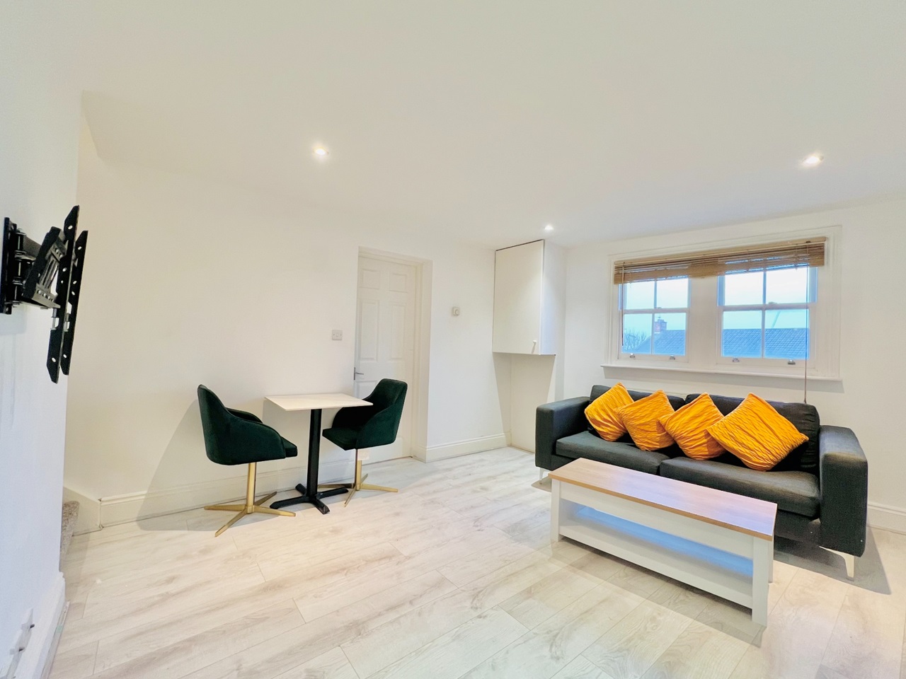 London 1 Bed Flat, Brixton Hill, SW2 To Rent Now for £1,500.00 p/m