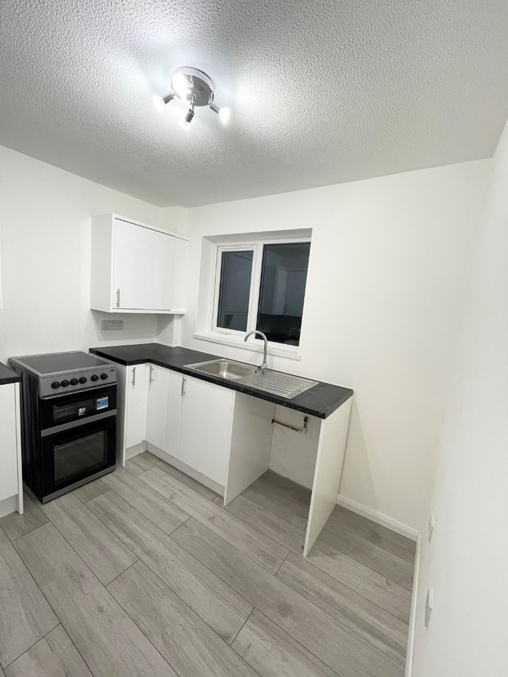 Brentry, Bristol 2 Bed End Terrace, Pine Road, BS10 To Rent Now for